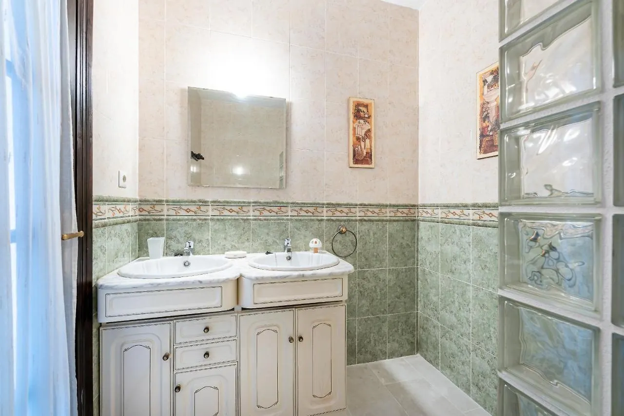 Villa With Stunning Views & Private Pool Valtocado Spain