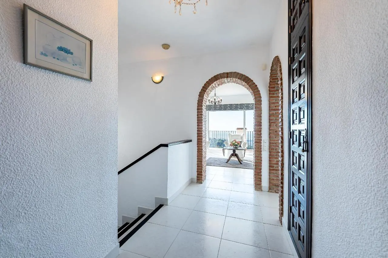 Villa With Stunning Views & Private Pool Valtocado Spain